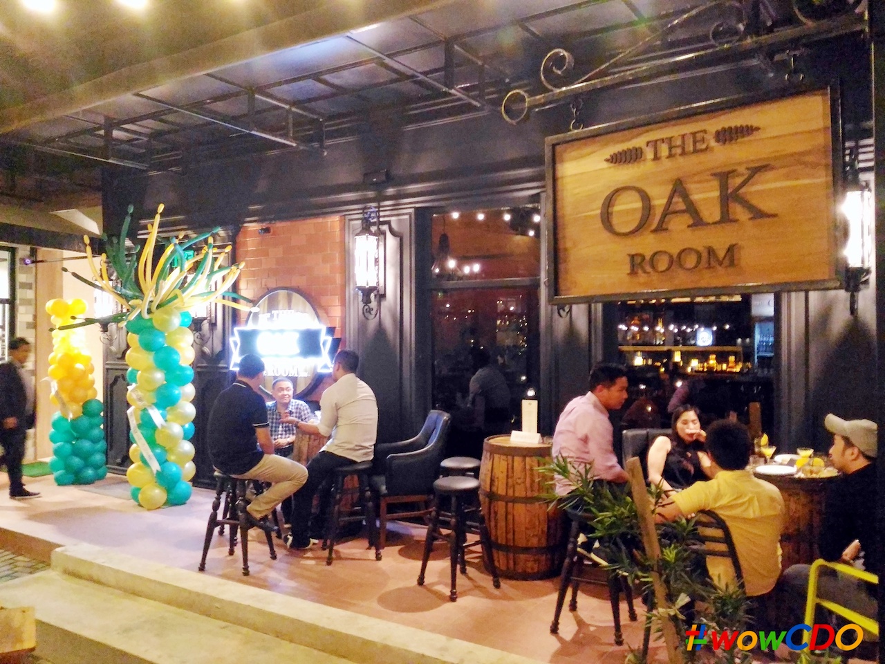 The Oak Room – a Gentlemen’s Lounge in CDO